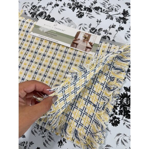 Room and Retreat NWT Table Runner 100% Cotton 14in x 72in Knit Plaid Yellow Blue - Picture 5 of 6